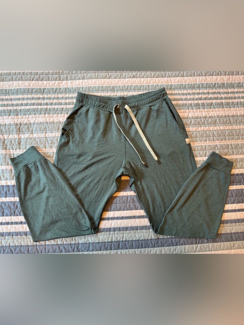 Like New Bluish Green Vuori Performance Joggers